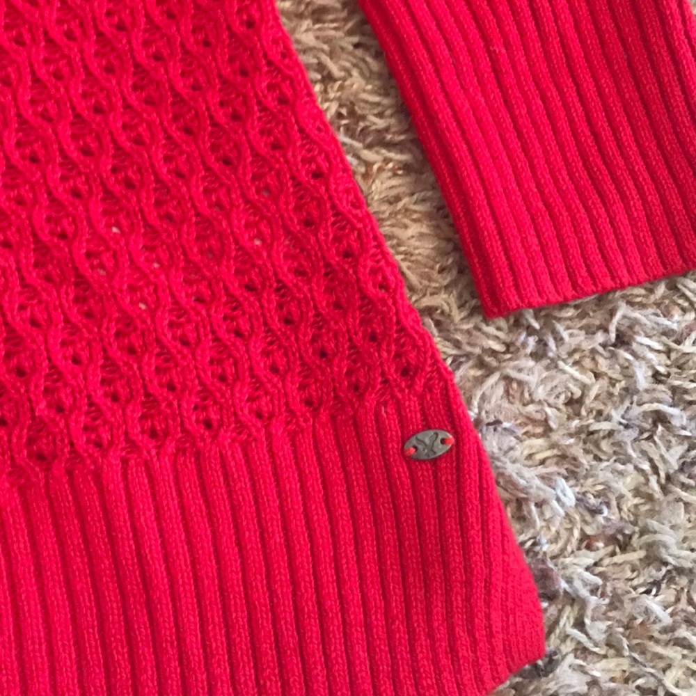 Red sweater - Picture 3 of 6